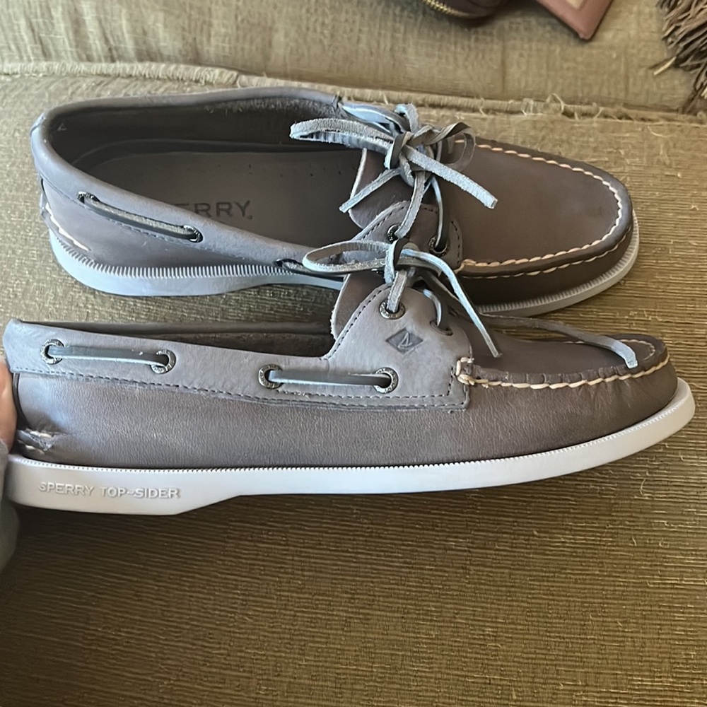 gray sperry top sider